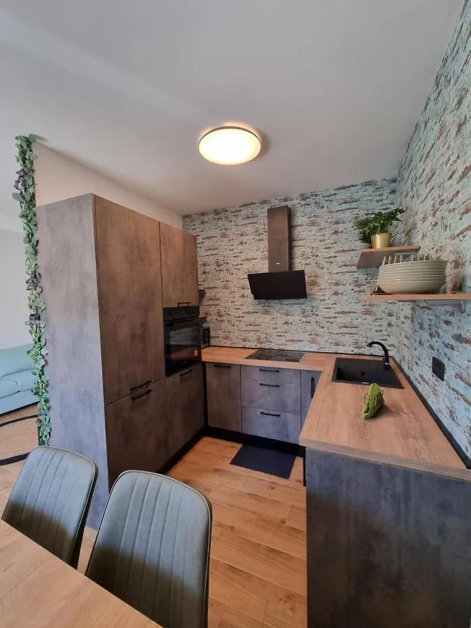 Apartment Gemini Suites Kastela